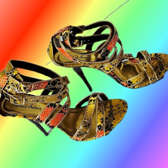 Python Stilletos by Michael Antonio - Picture 2 of 11